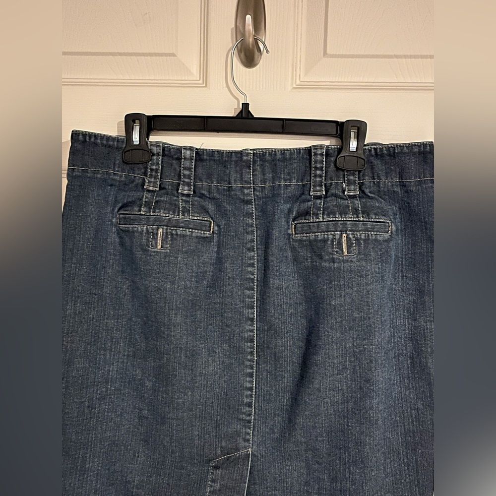 Ann Taylor Loft Women’s Denim Skirt, Size 12 - Picture 5 of 8
